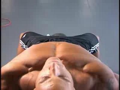 �����